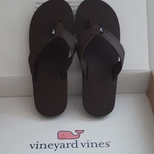 Vineyard Vine mens leather sandals